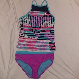 Bathing suit